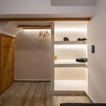 Seaside House With Sunset View And Small Pool فيلة *