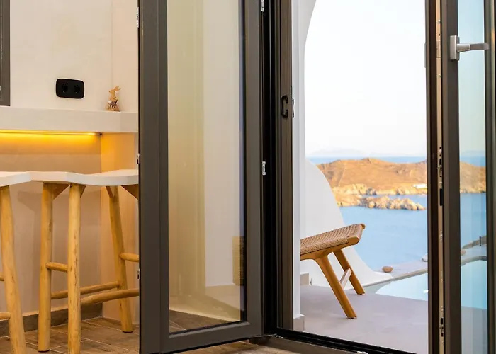 Seaside House With Sunset View And Small Pool