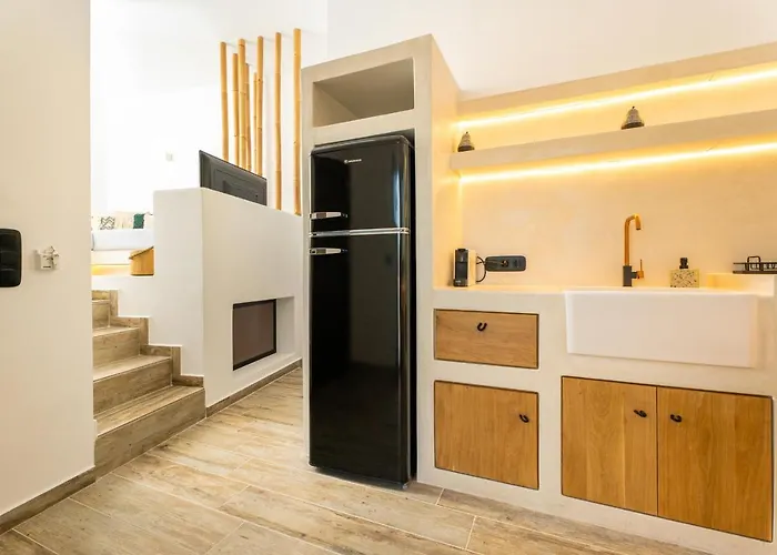 Seaside House With Sunset View And Small Pool *